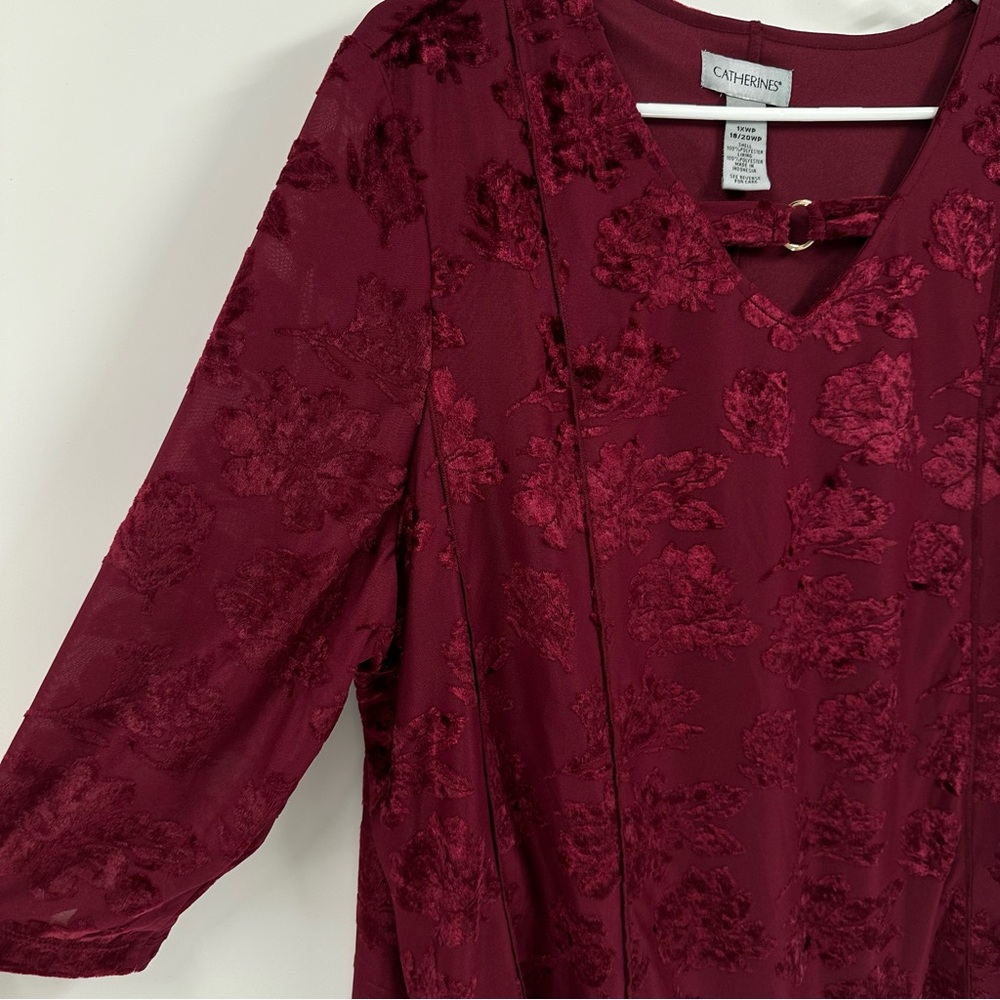 Catherines Red Moroon 3/4 Sleeve Burnout Crushed Velvet Tunic 1X/18-20 Holidays - Picture 2 of 13